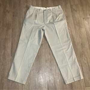 Brooks Brothers Advantage Chino Elliot Beige Pleated Cuffed Men’s Pants 38x32